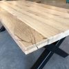 Eiken eettafel gemaakt van oude balken